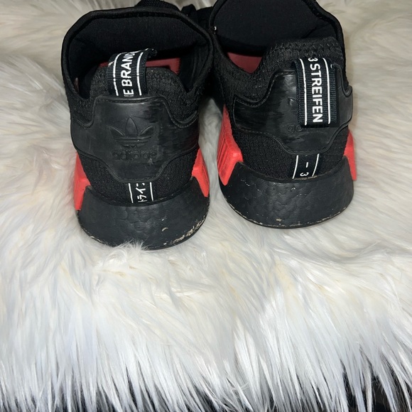 Adidas NMD R1 Core Men’s Black/Solar Red Sneaker Sz 11 - Picture 3 of 12